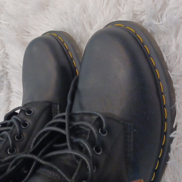 Black Dr. Martens 1460 Pascal Warmwair Leather Lace Up Boot NEW Men's SZ 12M - Picture 10 of 15